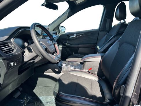 Used 2025 Ford Escape ST-Line Select image 10