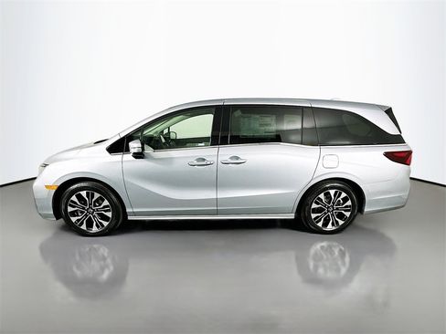 New 2026 Honda Odyssey Elite image 4