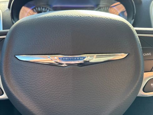 Used 2023 Chrysler 300 Touring L w/ Popular Equipment Group image 28