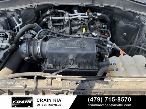 Used 2024 Ford Explorer XLT w/ Equipment Group 202A AWD/4WD image 35