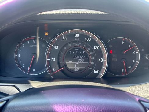 Used 2017 Honda Accord Sport image 24