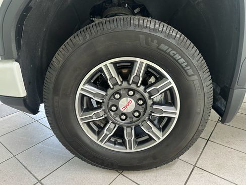 Certified 2025 GMC Sierra 1500 AT4 AWD/4WD image 14