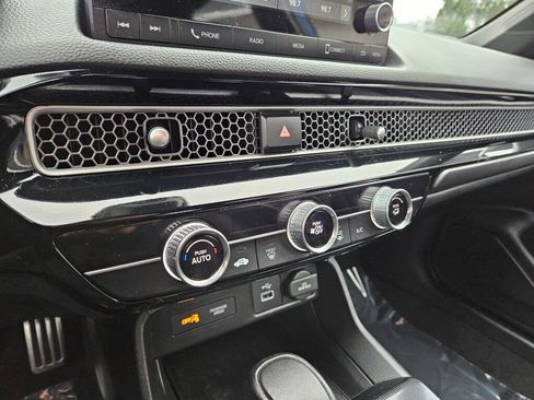 Used 2022 Honda Civic Sport image 5