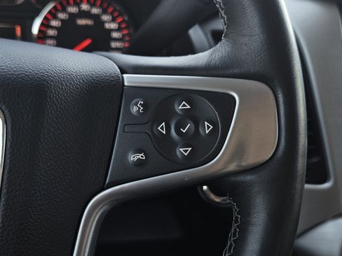 Used 2016 GMC Yukon XL SLT w/ Open Road Package image 17