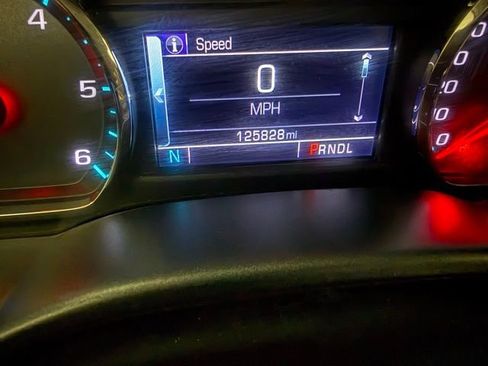 Used 2018 Chevrolet Silverado 1500 LT w/ Texas Edition image 21