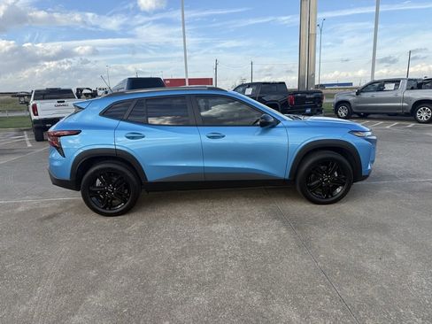 New 2025 Chevrolet Trax ACTIV w/ Sunroof Package image 7