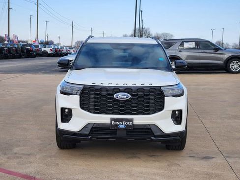 New 2026 Ford Explorer ST-Line w/ ST-Line Street Pack image 2