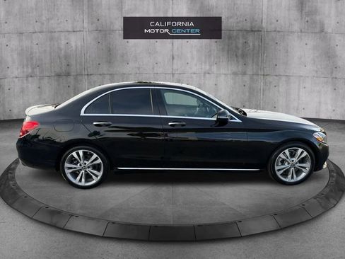 Used 2018 Mercedes-Benz C 300 Sedan image 4