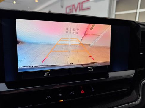 Certified 2023 Chevrolet Silverado 1500 LT image 17