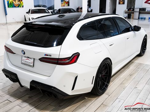 Used 2026 BMW M5 Touring AWD/4WD image 24