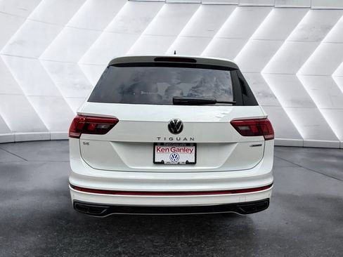 Used 2024 Volkswagen Tiguan SE R-Line AWD/4WD image 3