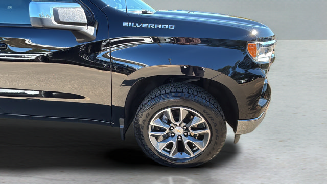 Used 2024 Chevrolet Silverado 1500 LT AWD/4WD image 34