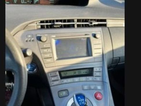 Used 2013 Toyota Prius Two FWD image 13