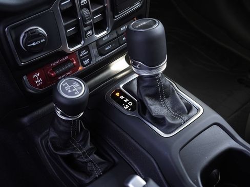 New 2026 Jeep Gladiator Rubicon AWD/4WD image 24