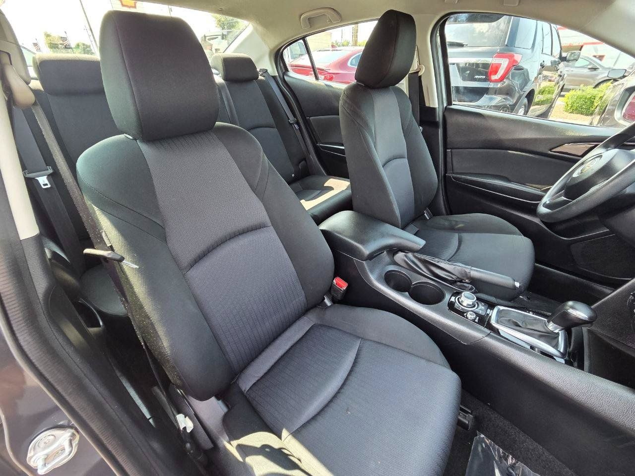 Used 2015 MAZDA MAZDA3 i Sport FWD image 19