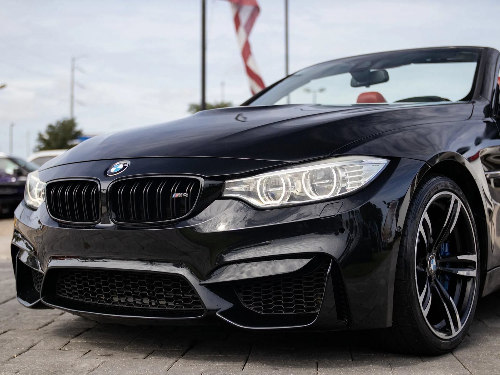 Used 2016 BMW M4 Convertible RWD image 6
