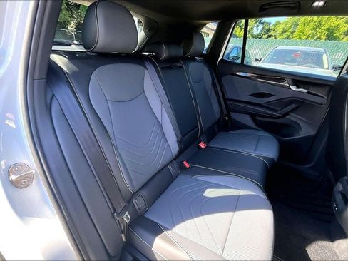 New 2026 Volkswagen Tiguan SE R-Line FWD image 20