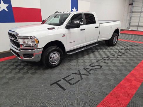Used 2023 RAM 3500 Big Horn w/ Level 1 Equipment Group image 3
