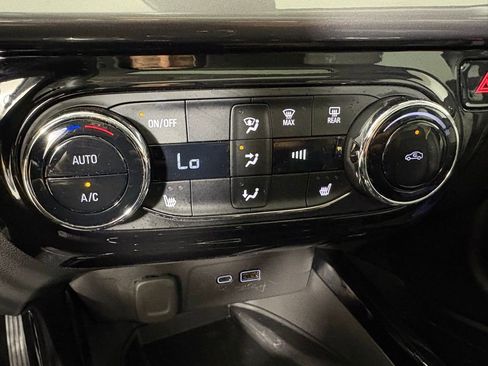 Used 2026 Chevrolet Trax ACTIV w/ Sunroof Package image 30