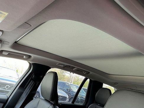 New 2026 Volvo XC90 B6 Ultra w/ Protection Package AWD/4WD image 17