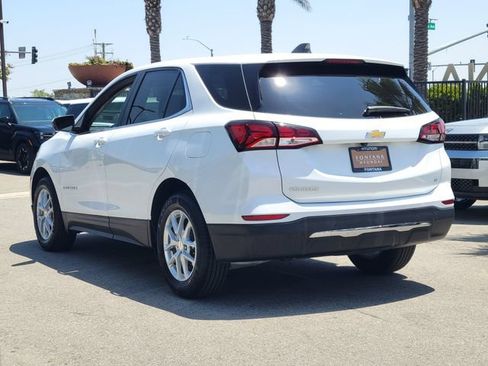 Used 2023 Chevrolet Equinox LT w/ Driver Convenience Package FWD image 2