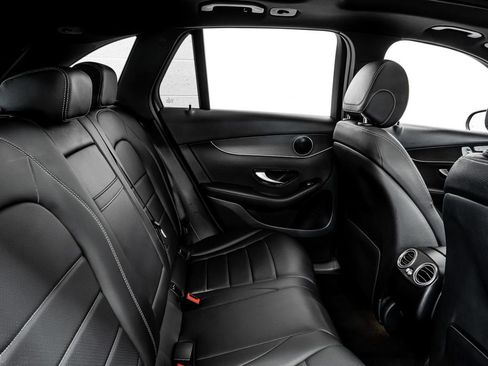 Used 2020 Mercedes-Benz GLC 300 4MATIC image 33