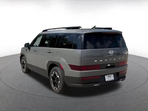 Used 2026 Hyundai Santa Fe SEL FWD image 10