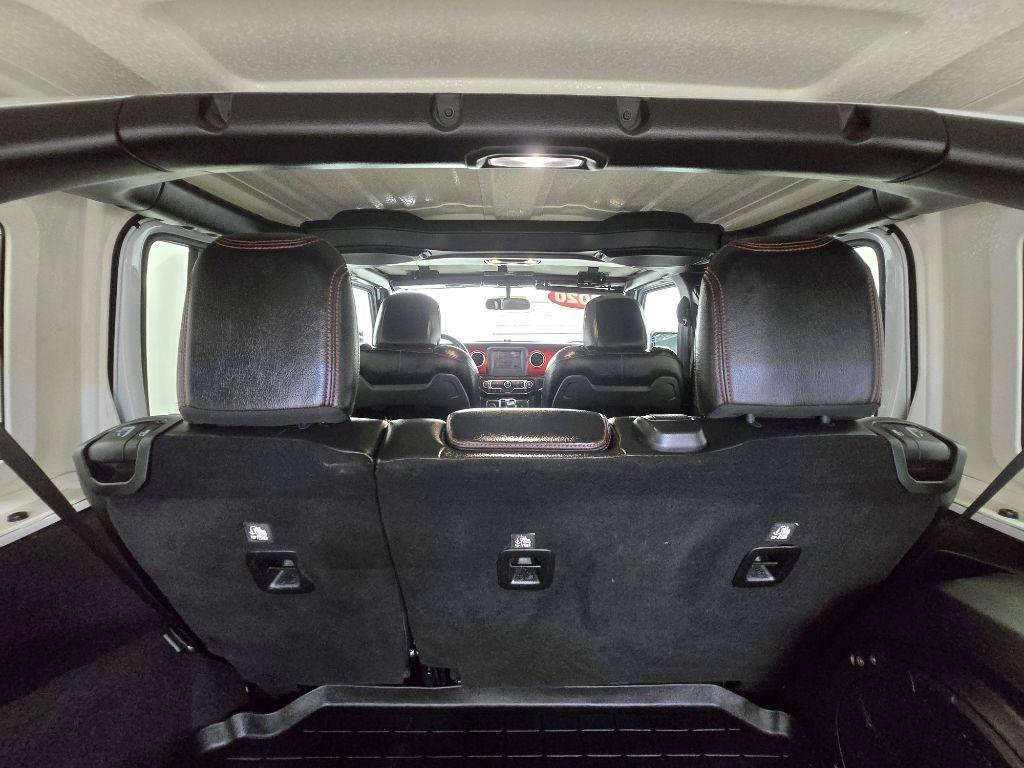 Used 2020 Jeep Wrangler Unlimited Rubicon w/ LED Lighting Group AWD/4WD image 15