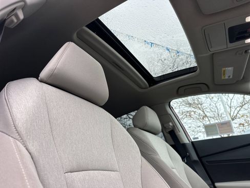 Used 2024 Honda Accord EX image 17