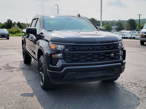 Certified 2023 Chevrolet Silverado 1500 Custom AWD/4WD image 4