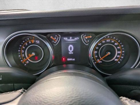 Used 2023 Jeep Gladiator Sport image 18