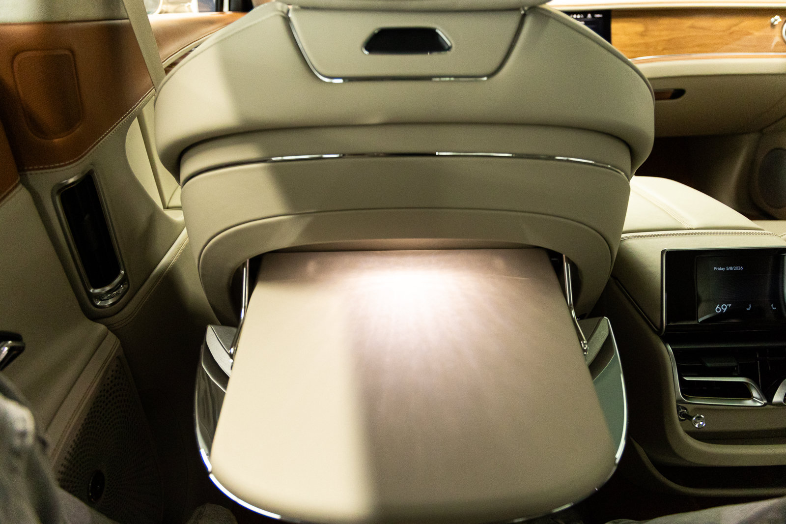 Used 2026 Bentley Flying Spur V8 AWD/4WD image 49