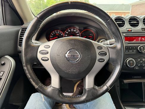 Used 2009 Nissan Altima 2.5 S w/ Convenience Pkg FWD image 17