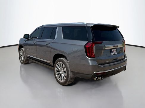Used 2021 GMC Yukon XL Denali w/ Denali Ultimate Package AWD/4WD image 5