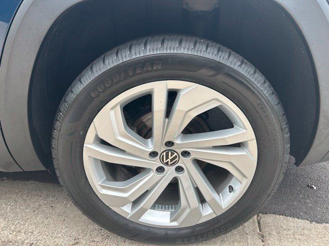 Used 2022 Volkswagen Atlas SE AWD/4WD image 36