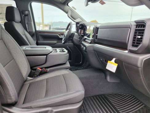 New 2026 Chevrolet Silverado 1500 LT image 9