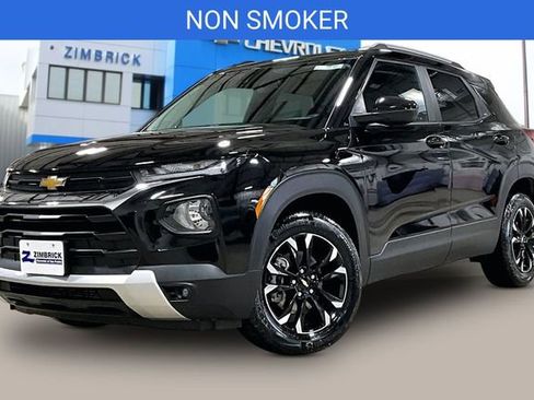 Certified 2023 Chevrolet TrailBlazer LT w/ Convenience Package image 3