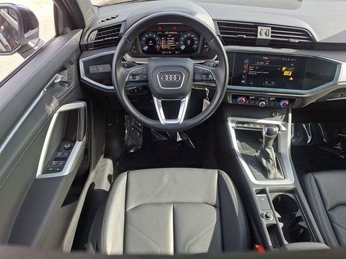 Used 2022 Audi Q3 2.0T Premium Plus image 13