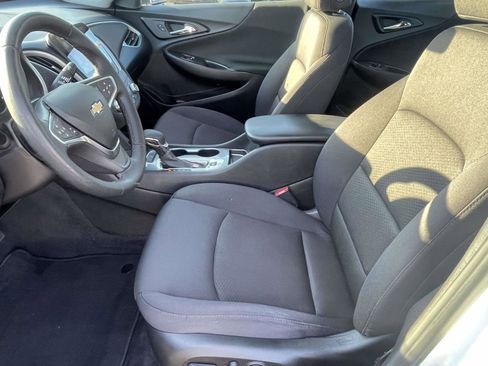 Used 2023 Chevrolet Malibu RS image 7