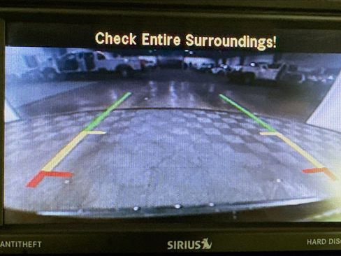 Used 2019 Dodge Grand Caravan SXT image 18