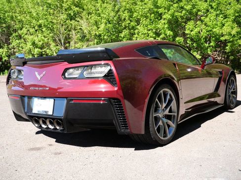 Used 2016 Chevrolet Corvette Z06 w/ 3LZ Preferred Equipment Group RWD image 7