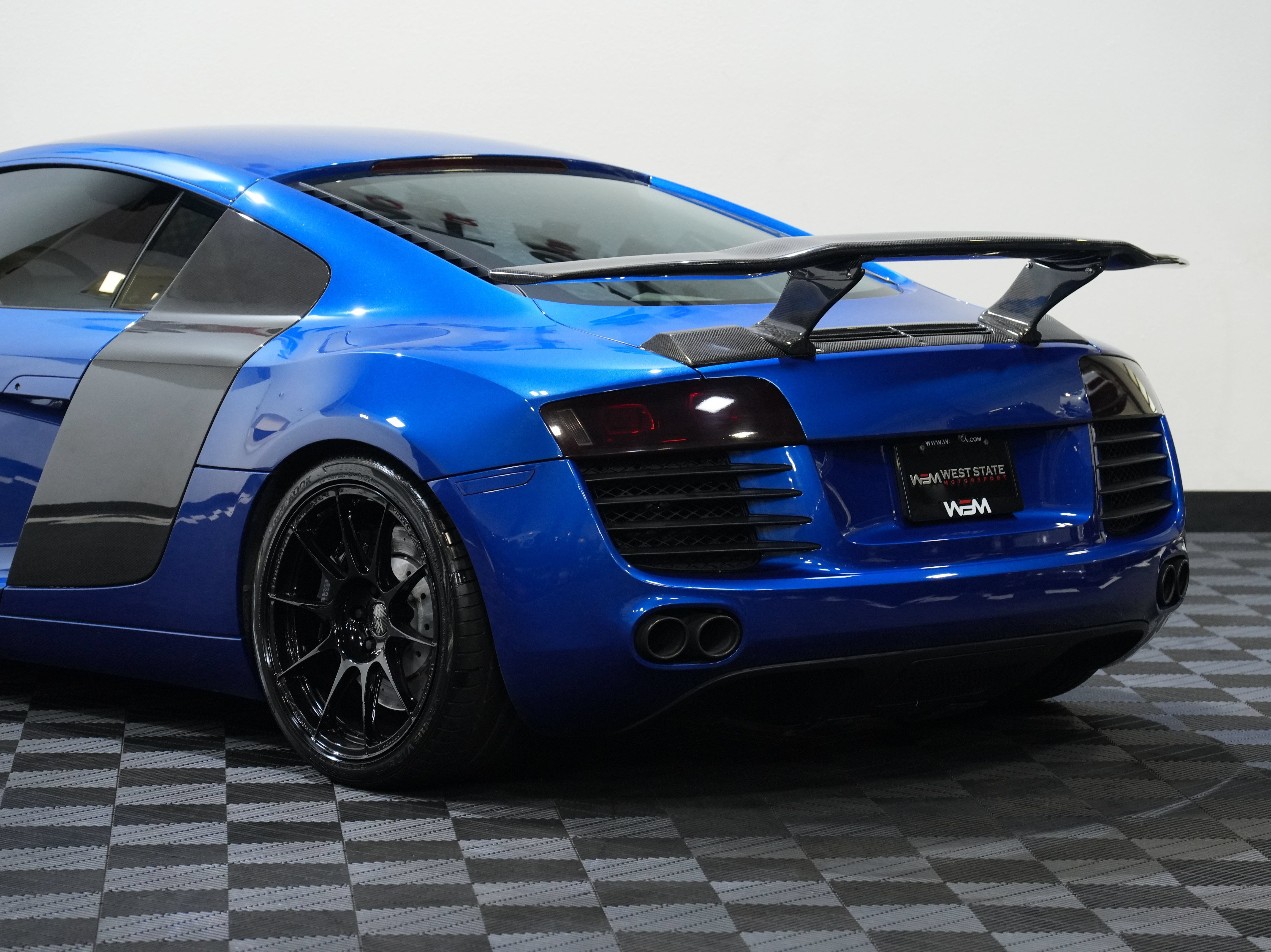 Used 2010 Audi R8 V8 AWD/4WD image 17