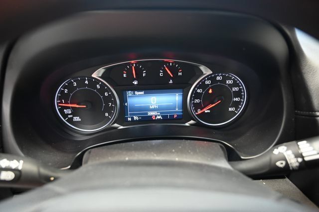 Used 2024 GMC Terrain SLE w/ Driver Convenience Package FWD image 25