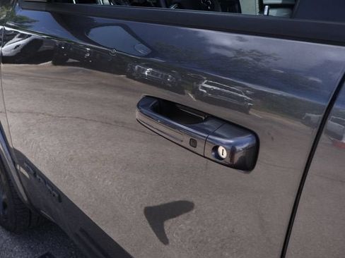 Used 2022 RAM 1500 Limited AWD/4WD image 18