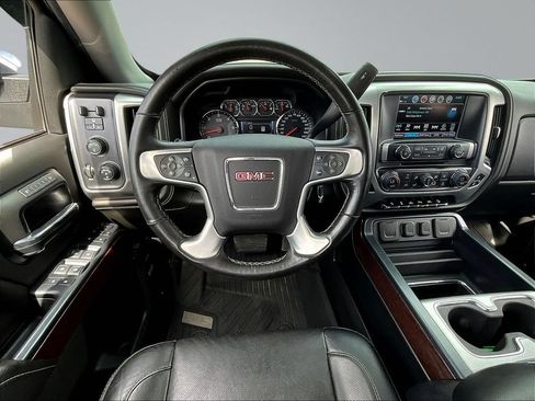 Used 2018 GMC Sierra 1500 SLT AWD/4WD image 11