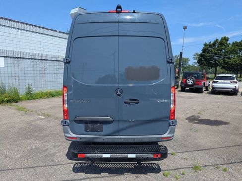 Used 2019 Mercedes-Benz Sprinter 170 image 6