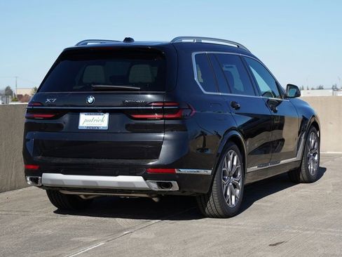 Used 2026 BMW X7 xDrive40i w/ Premium Package image 4