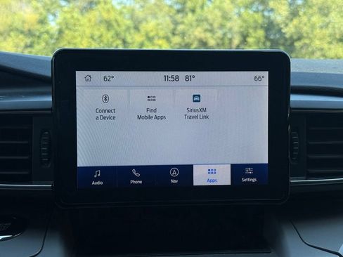 Used 2024 Ford Explorer XLT w/ Equipment Group 202A AWD/4WD image 24