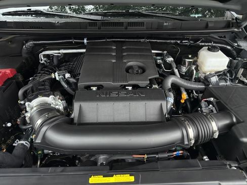 New 2025 Nissan Frontier PRO-4X w/ Pro Premium Package image 11