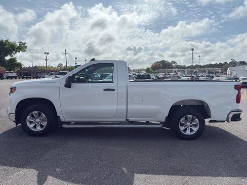 Used 2025 Chevrolet Silverado 1500 W/T image 4